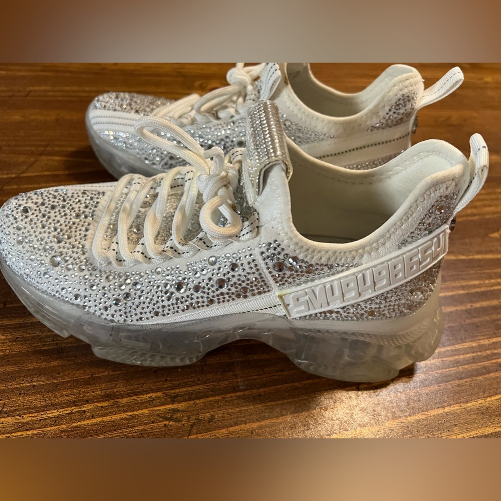 Steve Madden Maxima Sneakers - Picture 3 of 7
